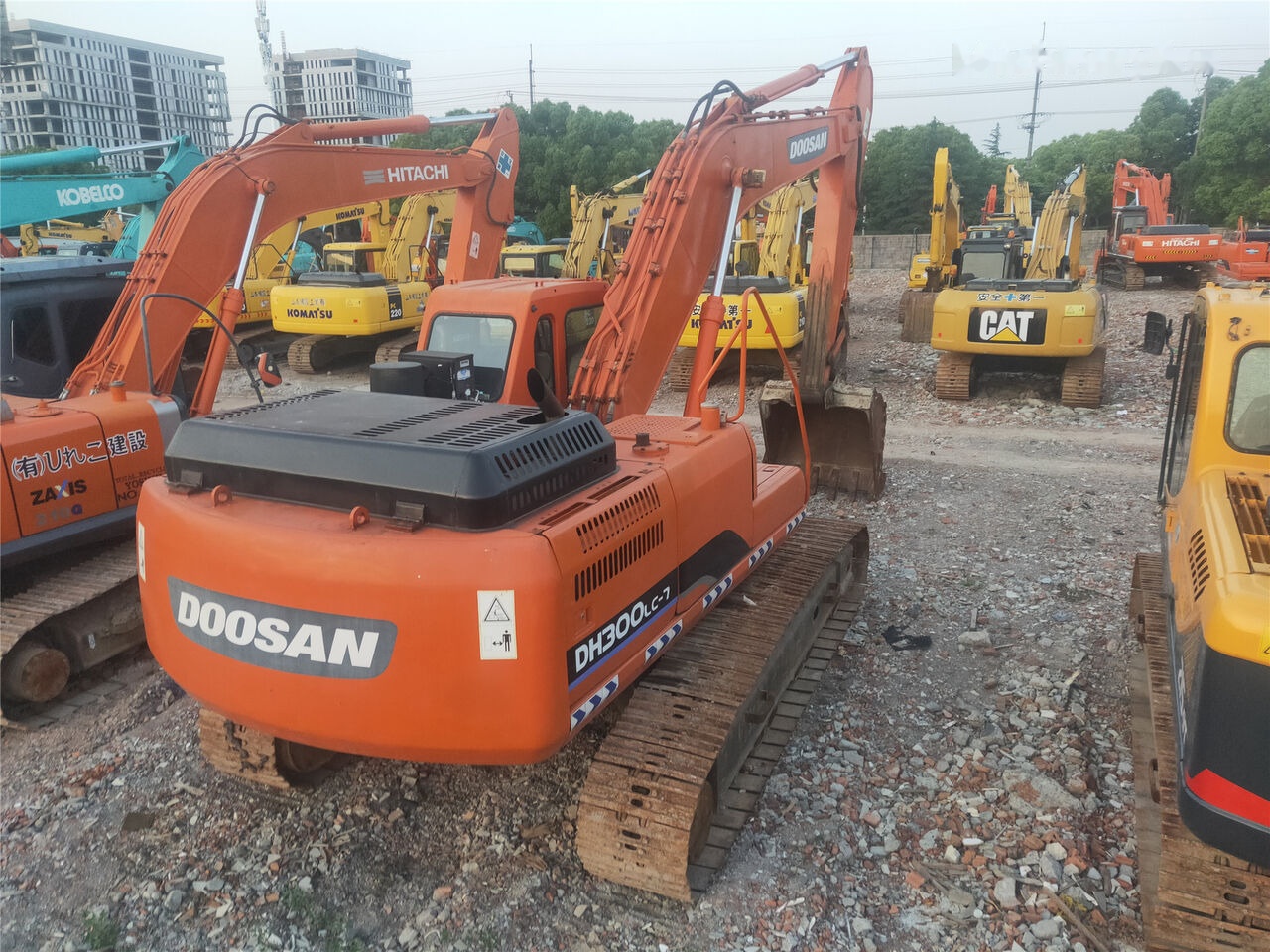 Excavadora de cadenas Doosan DH300LC-7: foto 6