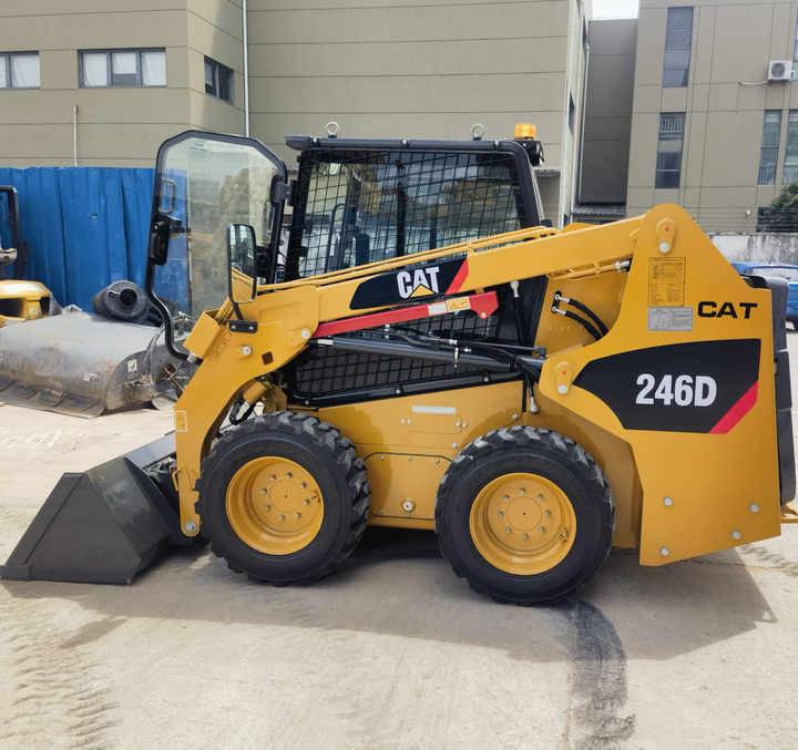 Minicargadora SecondHand original Caterpillar skid Loader mini loader CAT 246D skid steer loaders for sale: foto 6