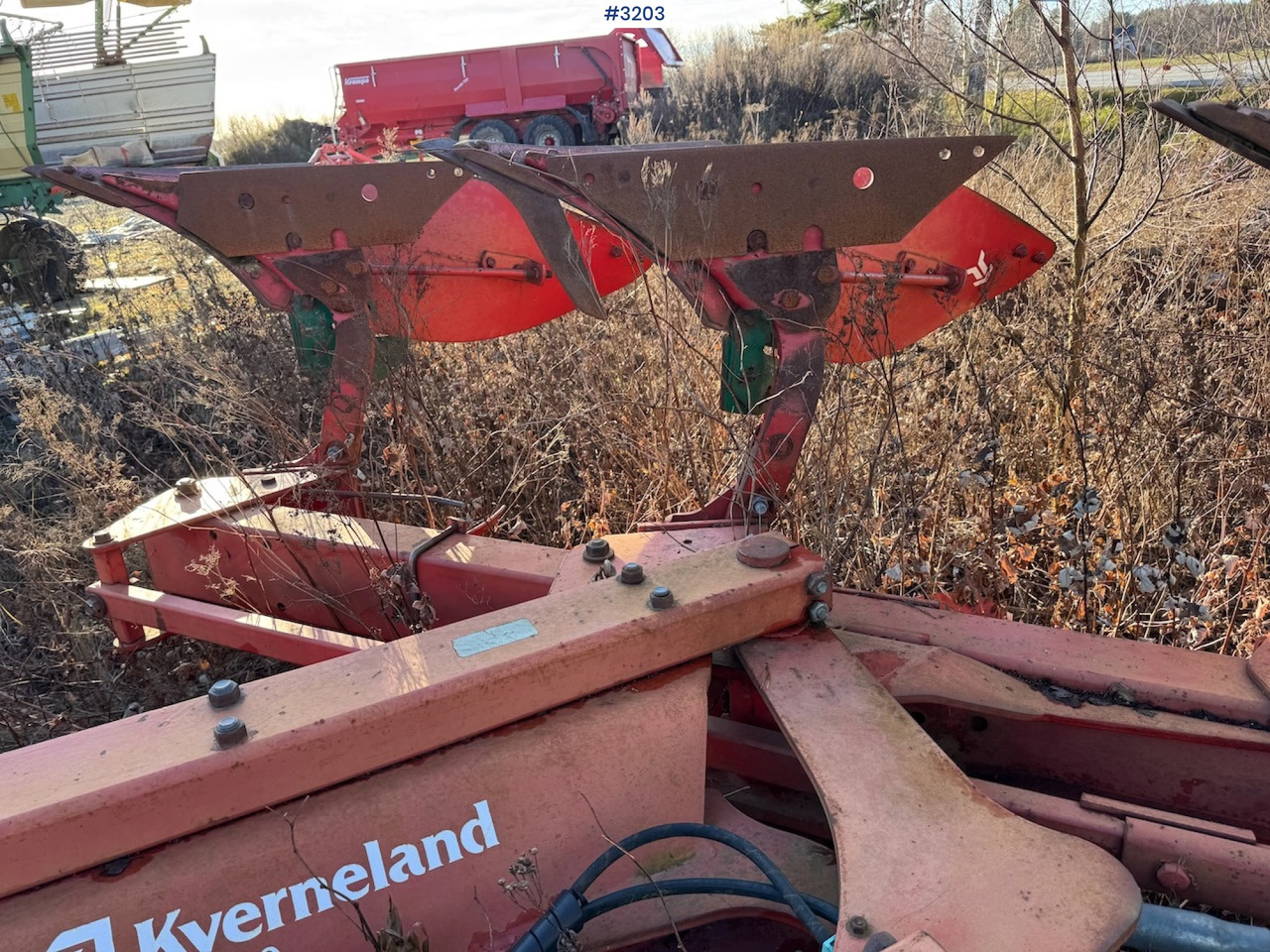 Equipo para trabajo del suelo Kverneland LO 100 6-furrow Reversible Plow: foto 15