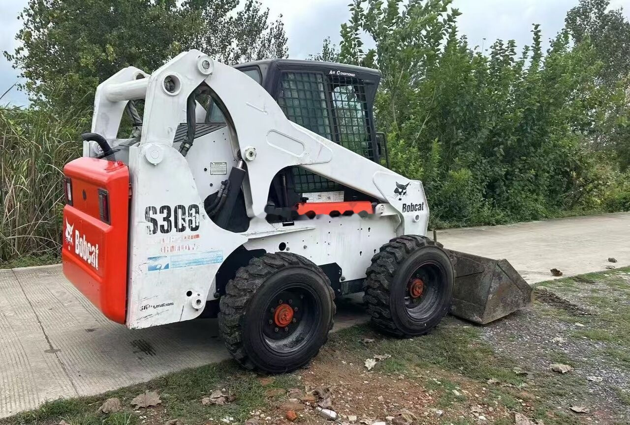 Arrendamiento de Bobcat S300 Bobcat S300: foto 7