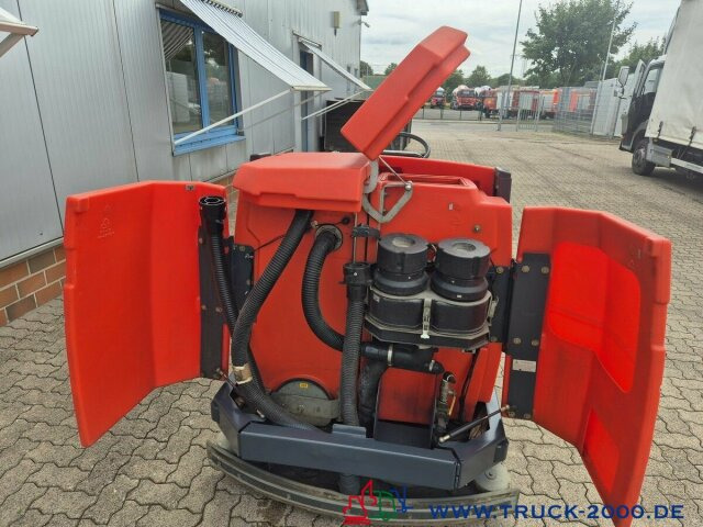 Barredora vial Hako Hakomatic B1100 Kehr- Nass- Scheuersaugmaschine: foto 11