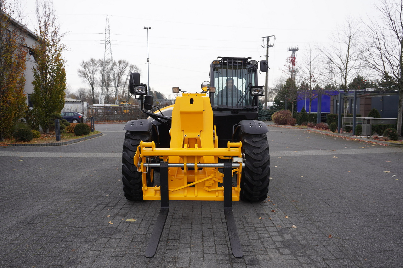 Arrendamiento de JCB 560-80 / 6 ton lifting capacity / power 146 HP JCB 560-80 / 6 ton lifting capacity / power 146 HP: foto 15