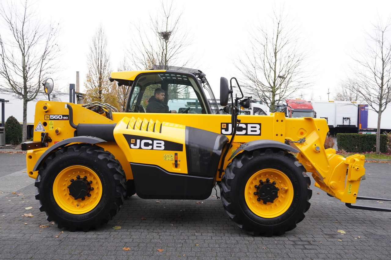 Arrendamiento de JCB 560-80 / 6 ton lifting capacity / power 146 HP JCB 560-80 / 6 ton lifting capacity / power 146 HP: foto 15