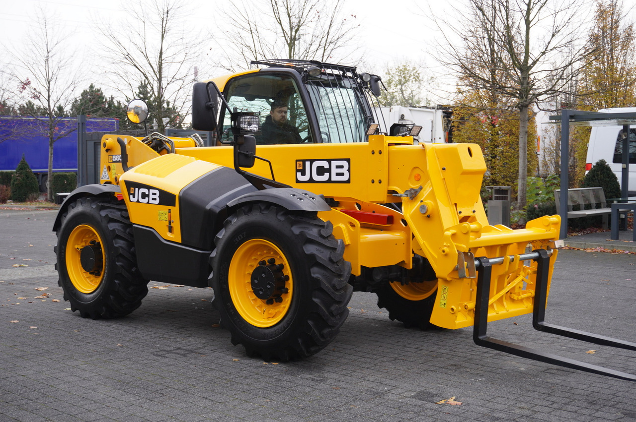 Arrendamiento de JCB 560-80 / 6 ton lifting capacity / power 146 HP JCB 560-80 / 6 ton lifting capacity / power 146 HP: foto 12