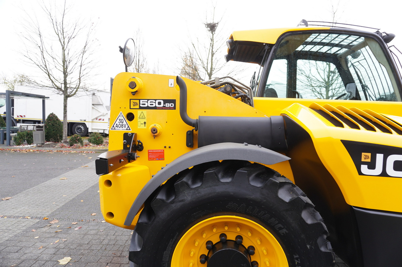 Arrendamiento de JCB 560-80 / 6 ton lifting capacity / power 146 HP JCB 560-80 / 6 ton lifting capacity / power 146 HP: foto 25