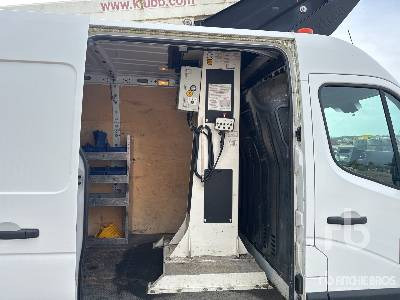 Camión con plataforma elevadora RENAULT MASTER 2020 Klubb K32 10 m on Camion N ...: foto 24