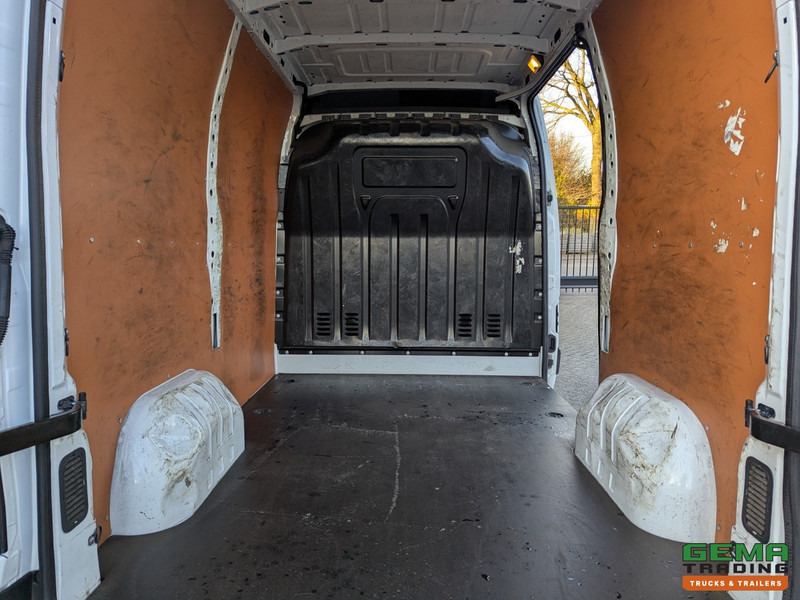 Arrendamiento de Renault Master  Euro6 - Bestelbus L1H2 - Handgeschakeld - Airco - Navigatie - Cruise Control Renault Master  Euro6 - Bestelbus L1H2 - Handgeschakeld - Airco - Navigatie - Cruise Control: foto 11