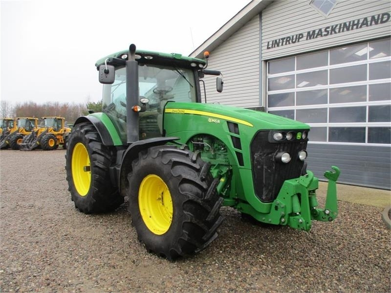 Tractor John Deere 8345R Med frontlift: foto 17