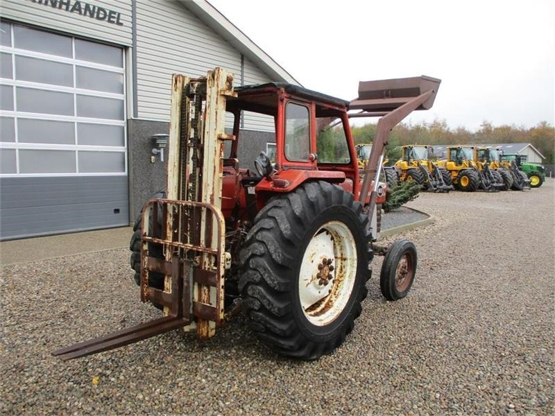 Tractor Massey Ferguson 165 Med Trucktårn og Frontlæsser: foto 11