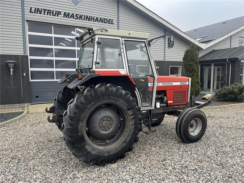 Tractor Massey Ferguson 390 HiLine med frontlift: foto 12