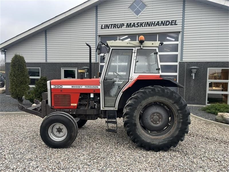 Tractor Massey Ferguson 390 HiLine med frontlift: foto 10