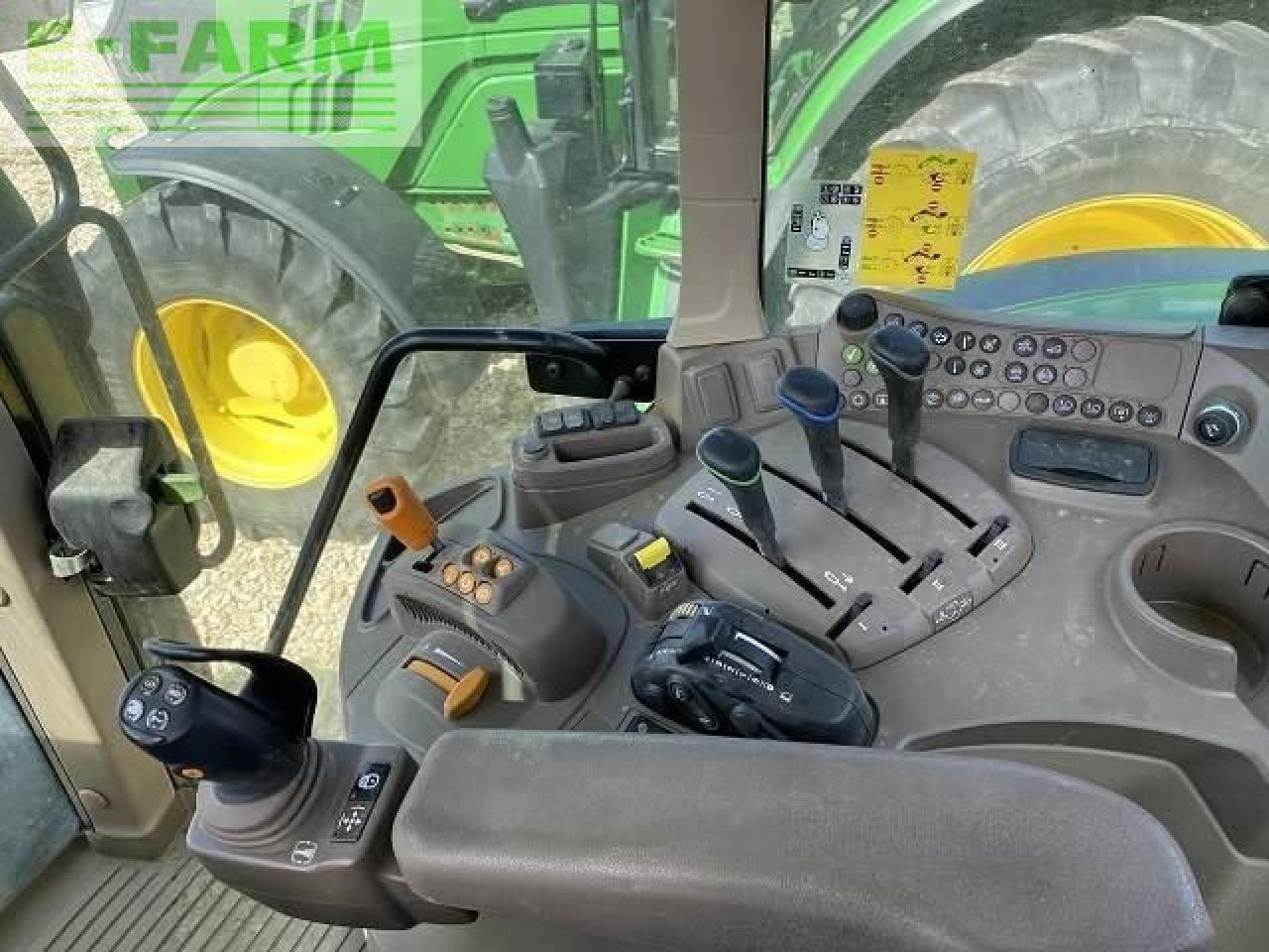 Tractor John Deere 6110m: foto 7