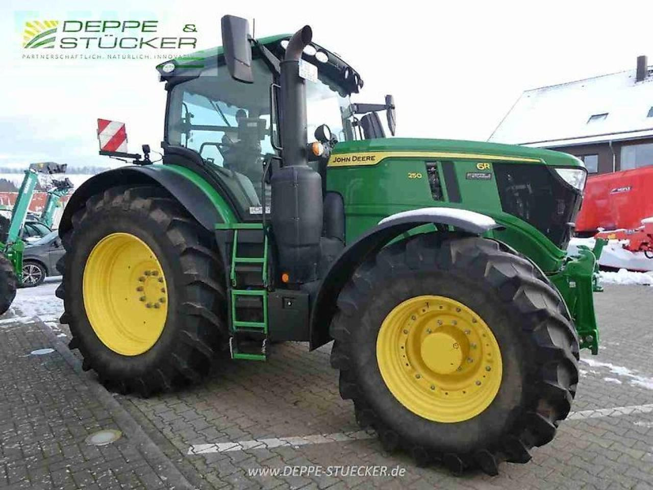 Tractor John Deere 6r 250: foto 8