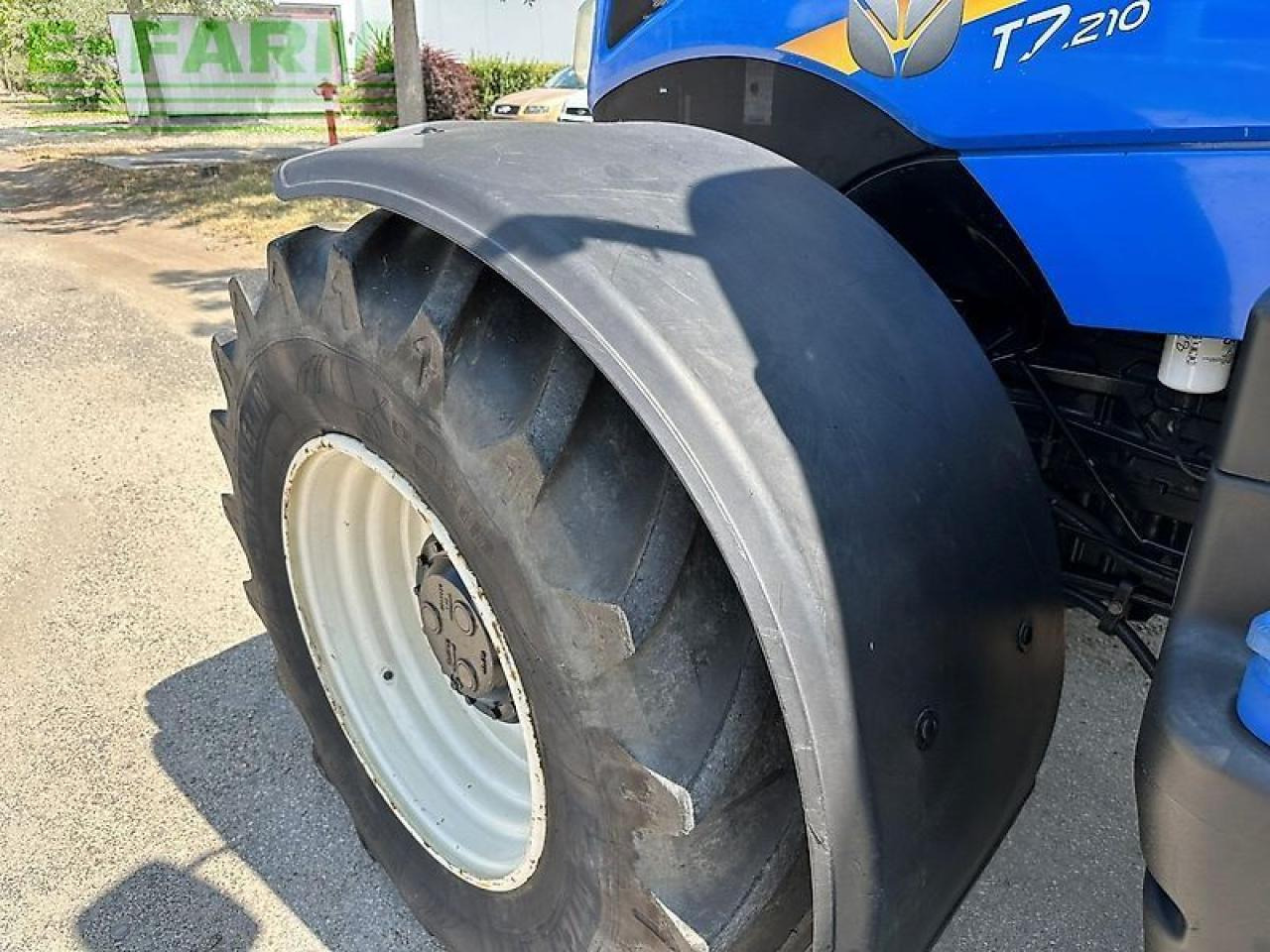 Tractor New Holland t7.210: foto 15