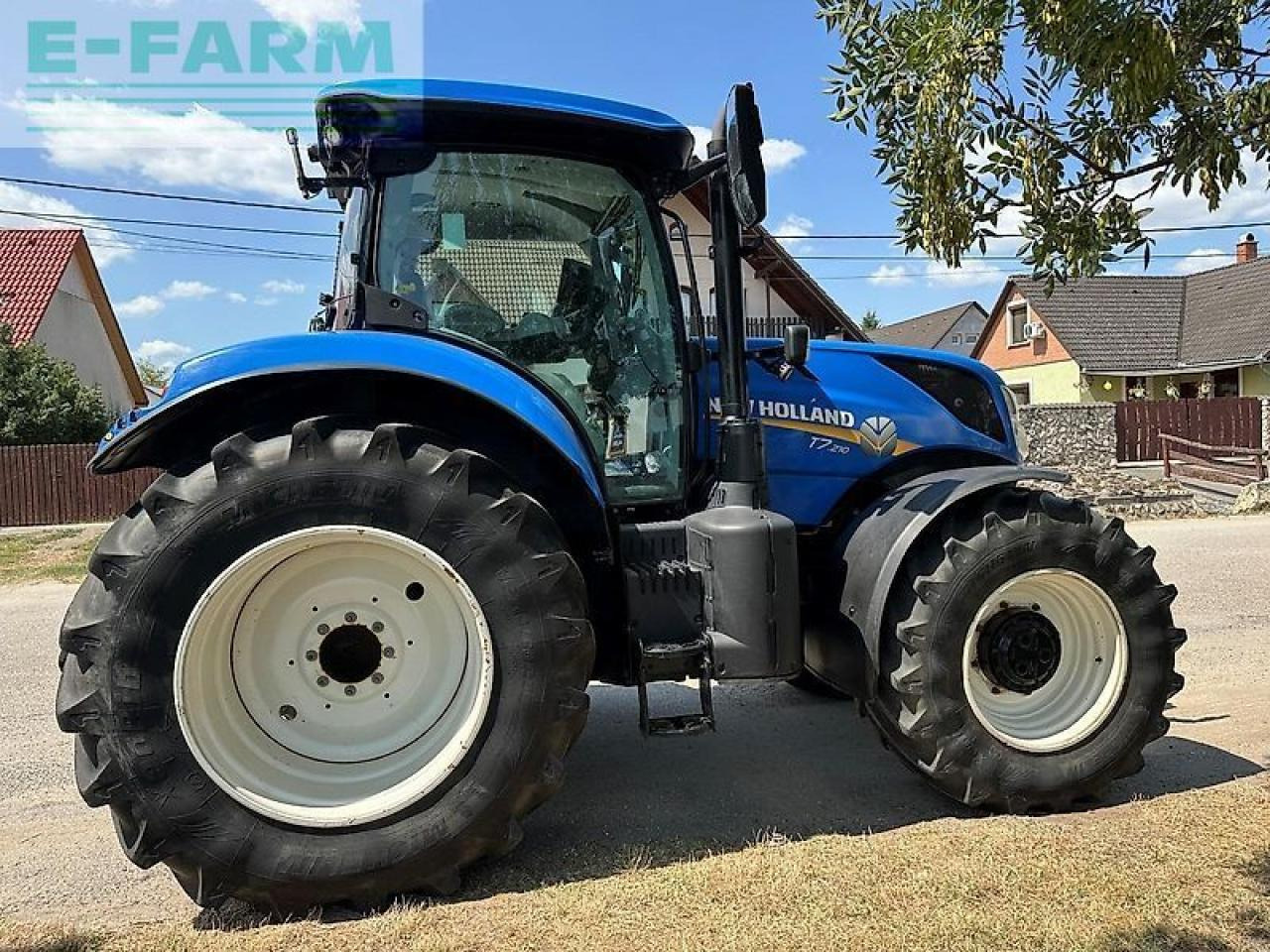 Tractor New Holland t7.210: foto 6