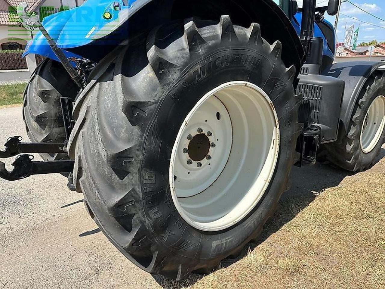 Tractor New Holland t7.210: foto 25