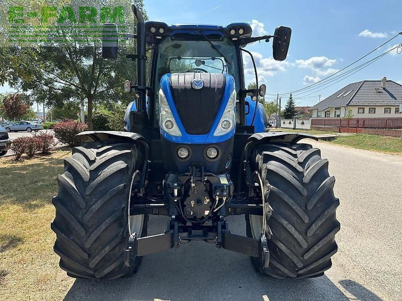 Tractor New Holland t7.210: foto 8