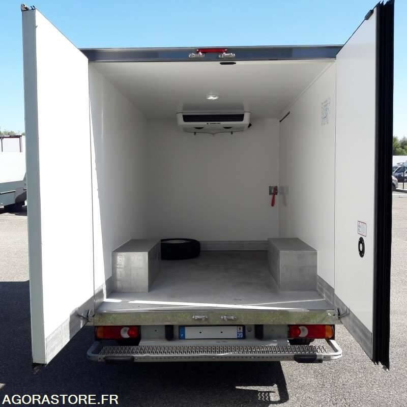 Furgoneta frigorifica Fiat Ducato Plancher Cabine 12M3 130 CV FRIGO MONO TEMP 3,5 T - 2019 - 87800km: foto 7