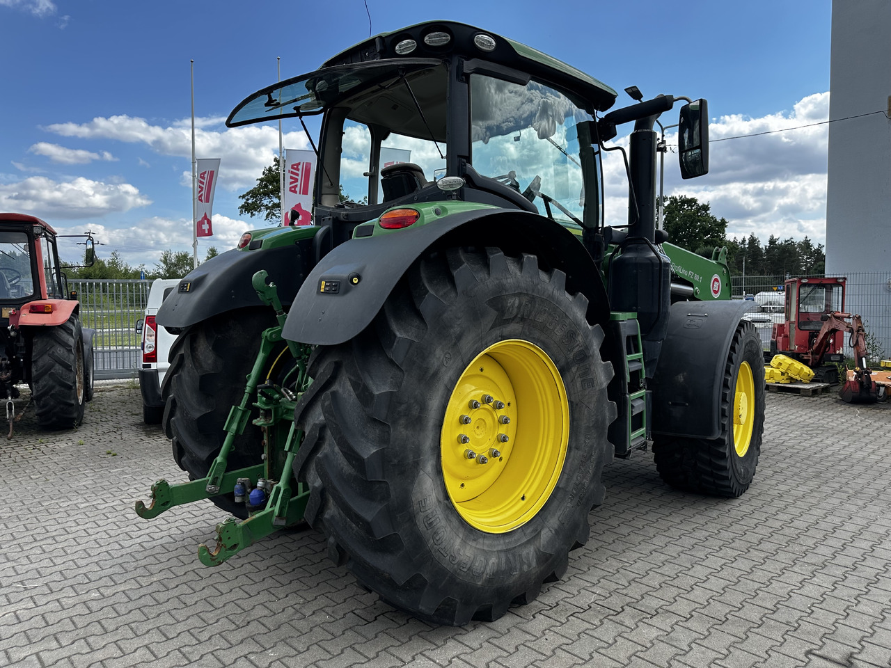 Tractor John Deere 6230R: foto 8