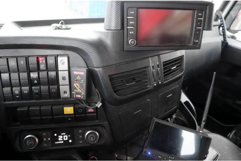 Camión con equipo de cable Iveco Trakker 450 EURO 6: foto 16