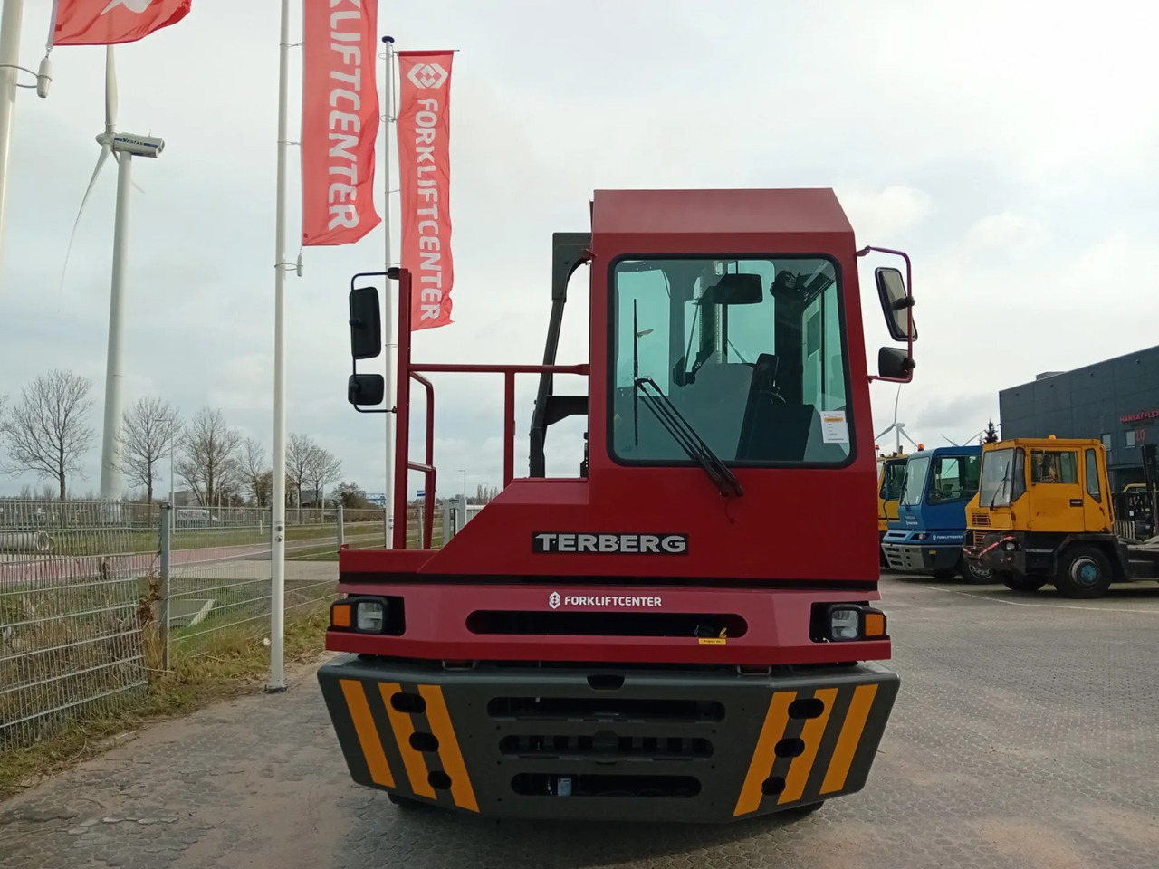 Tractor industrial TERBERG - YT220: foto 7