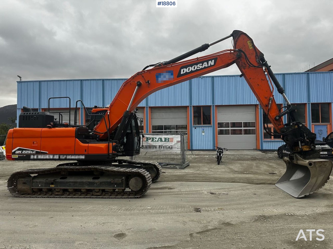 Excavadora Doosan DX225LC: foto 6