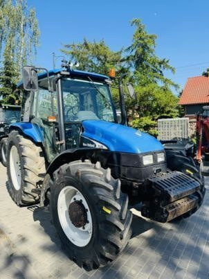 Tractor nuevo New Holland TL90: foto 10