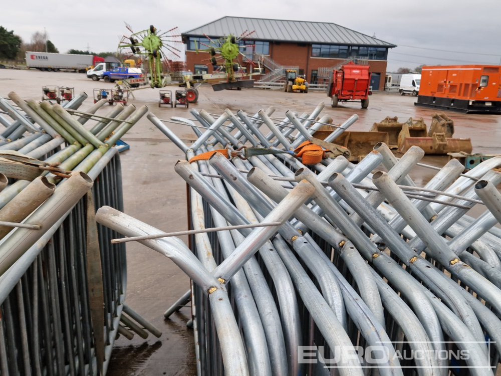 Equipo de construcción Bundle of Metal Pedestrian Safety Barriers (2 of): foto 11