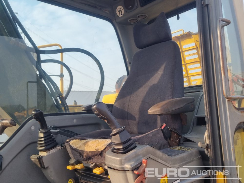 Excavadora de cadenas Volvo EC140BLC: foto 38