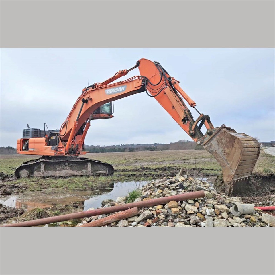 Excavadora de cadenas Doosan DX490 LC-3: foto 6