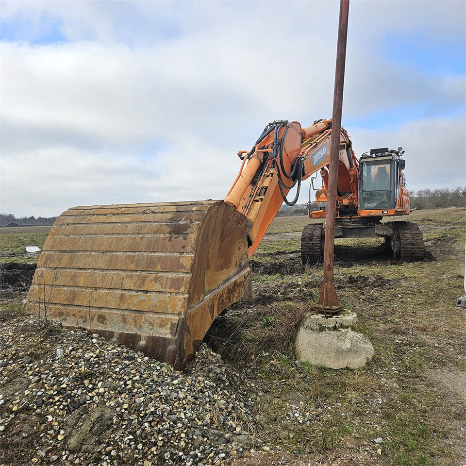 Excavadora de cadenas Doosan DX490 LC-3: foto 9