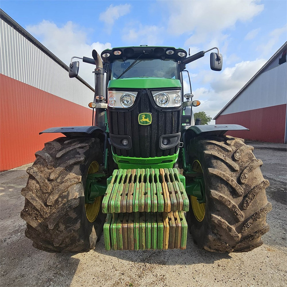 Arrendamiento de John Deere 6210 R John Deere 6210 R: foto 8