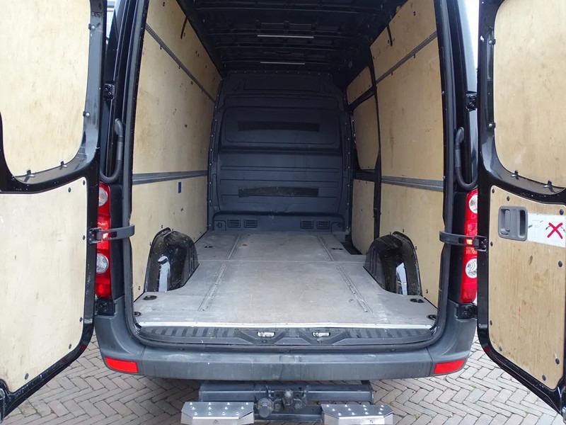 Furgoneta pequeña Volkswagen Crafter 2.0TDI 80KW L2H2 AIRCO Navigatie mooie bus: foto 7